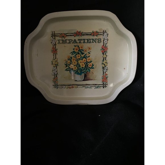 Vintage Pair of Small Flower Trays - Picture 6 of 7